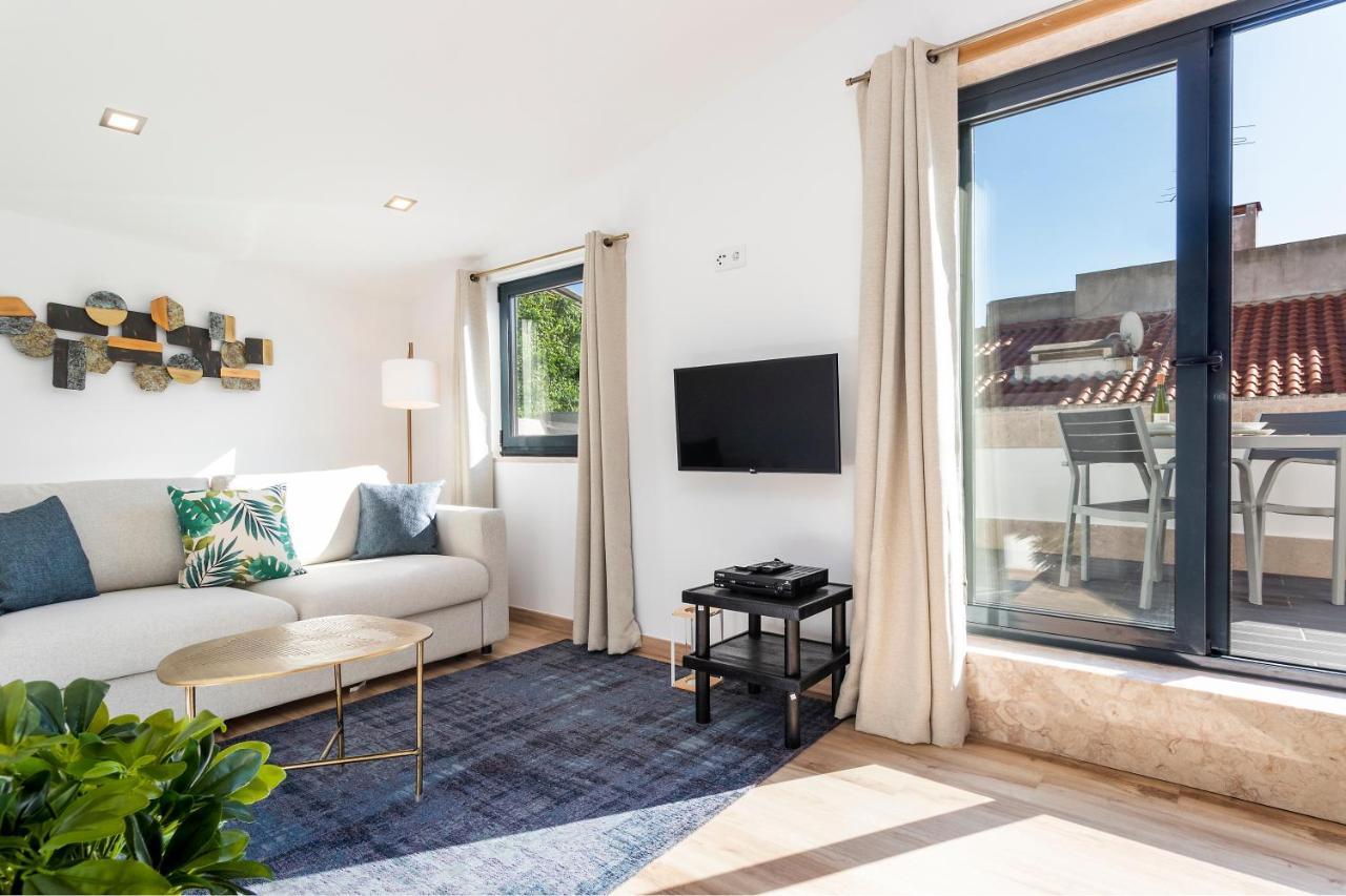 Perfect 1 Bed In Chiado With Terrace And Aircon Daire Lisboa Dış mekan fotoğraf